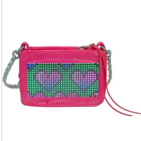 Pixel Purse by Mc2 - Picture 5 of 11